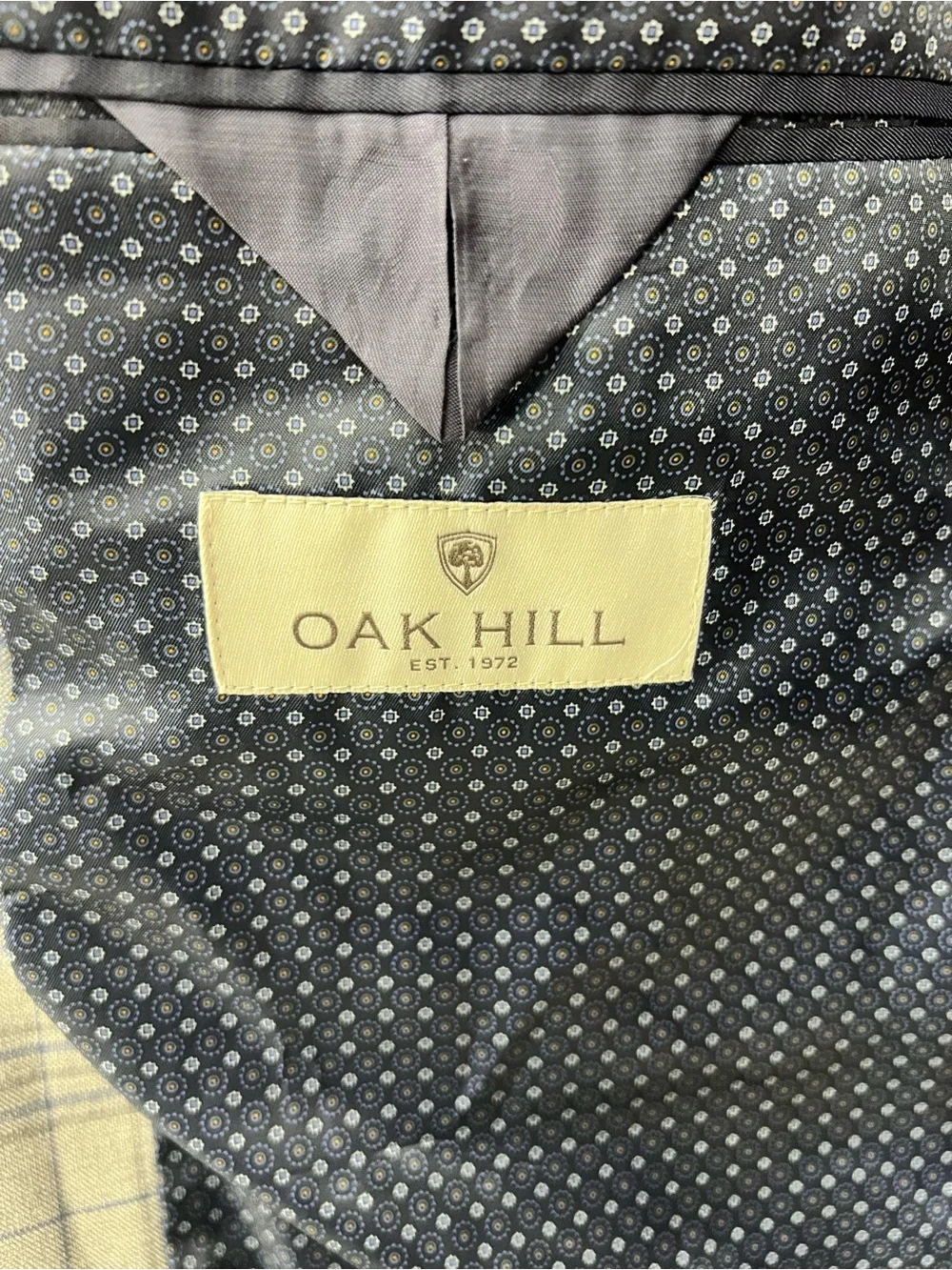 Oak Hill Light Gray Plaid Men's Blazer - Classic Two-Button Sport Coat 2XL Tall